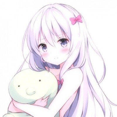 女子亲宝宝脚丫嘴唇肿成香肠